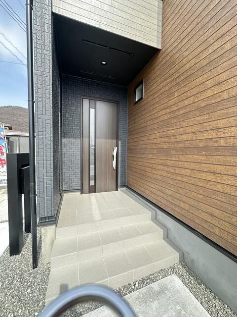 New 4LDK House for Sale in Kofu, Yamanashi - 2026 Completion - Thumbnail 4