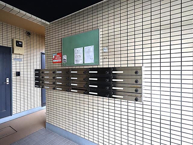 1LDK Apartment for Rent in Fuchu, Tokyo Near Koremasa Station - Thumbnail 4