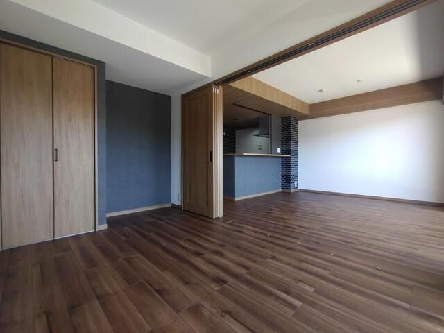 4LDK Apartment for Sale in Hodogaya-ku, Yokohama - Thumbnail 3