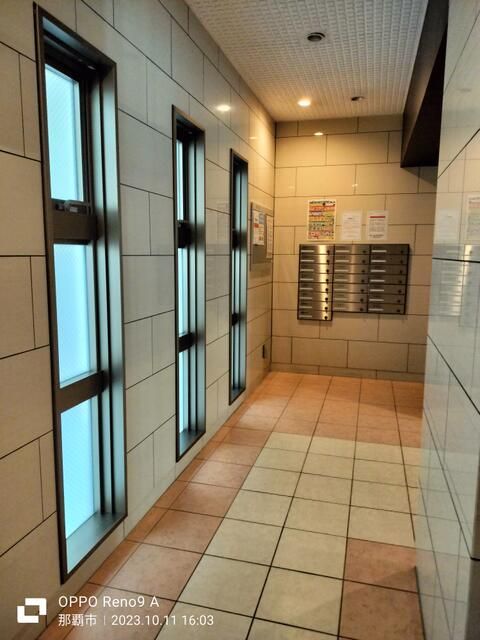 1LDK Apartment for Sale Near Asahibashi Station, Naha - Thumbnail 3