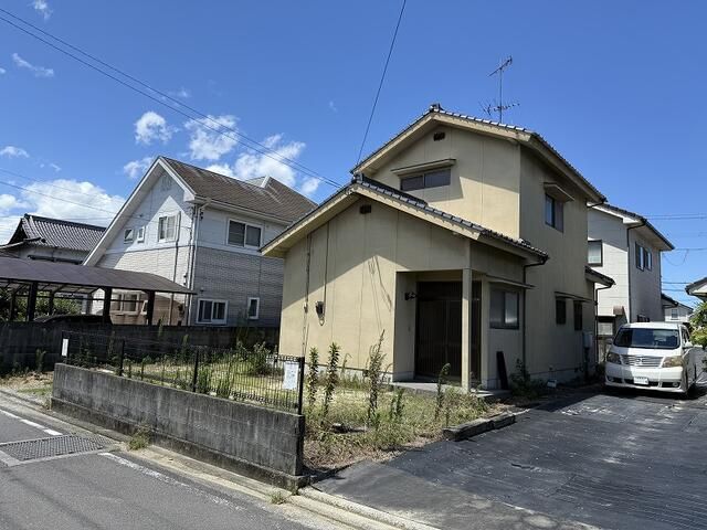 4LDK House for Sale in Matsuyama, Ehime with 188sqm Land - Main Image