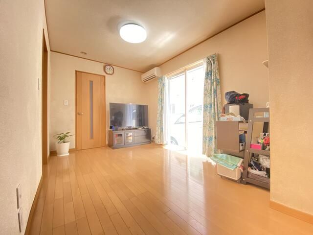 4LDK Used House for Sale in Yokosuka, Kanagawa - 92.73m2 - Thumbnail 2