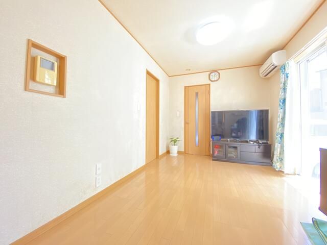 4LDK Used House for Sale in Yokosuka, Kanagawa - 92.73m2 - Thumbnail 3
