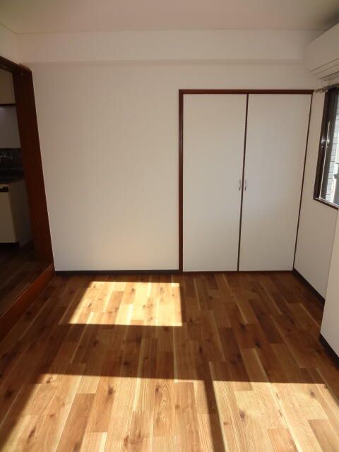 Studio Apartment for Rent in Kawasaki, 17 sqm, Near Yurigaoka Station - Thumbnail 4