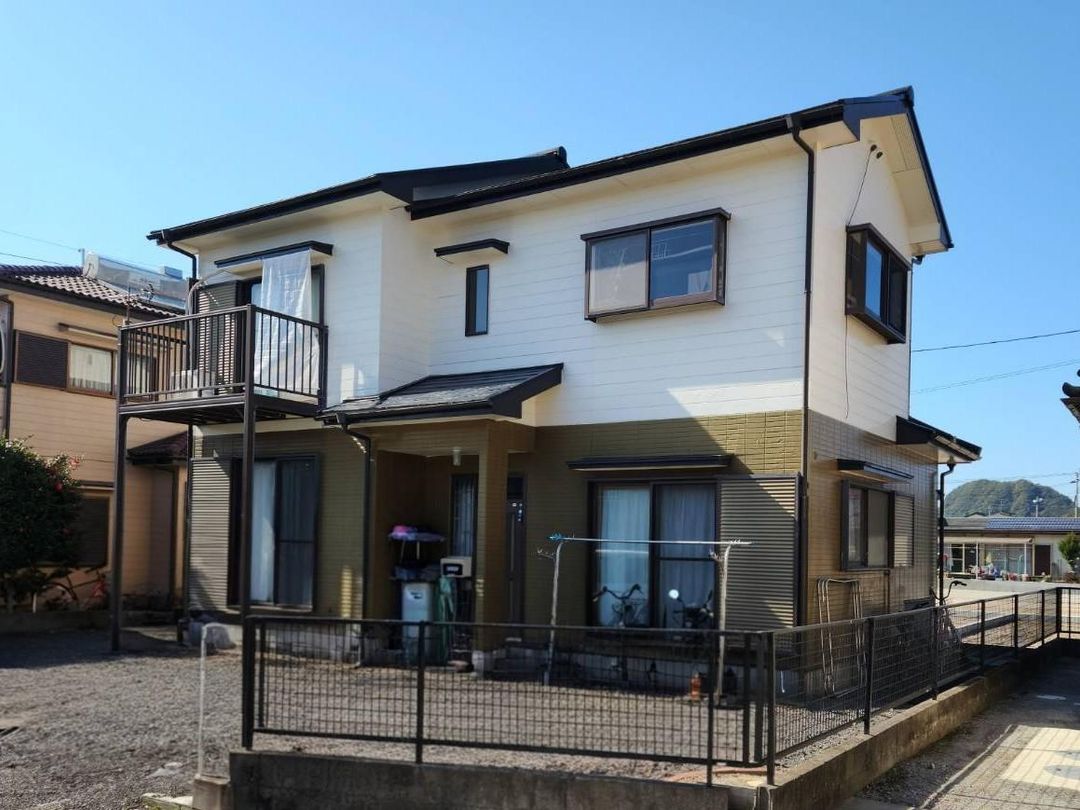 4LDK House for Sale in Aira City, Kagoshima with Garden and Parking - Thumbnail 2