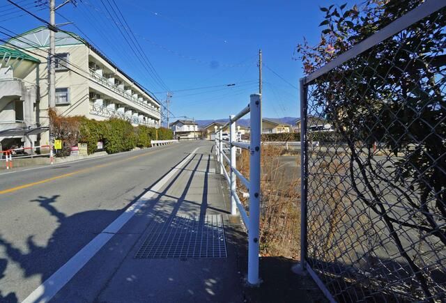 1070 sqm Residential Land for Sale in Fuefuki City, Yamanashi - Thumbnail 3