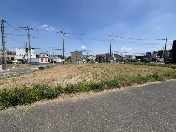 Land for Sale in Yoshikawa, Saitama - 482 sqm Corner Lot - Thumbnail 2