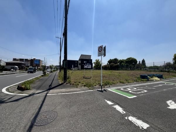 Land for Sale in Yoshikawa, Saitama - 482 sqm Corner Lot - Thumbnail 4