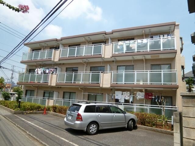 3DK Apartment for Rent in Saitama City, Urawa-ku - Thumbnail 2