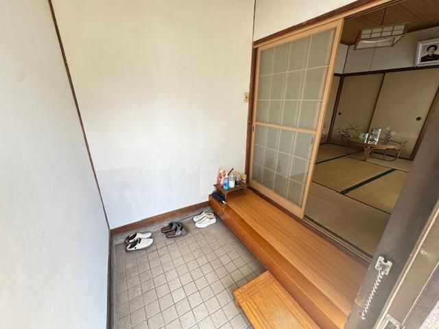 1964 4DK House in Kitakyushu with 240sqm Land - Thumbnail 2