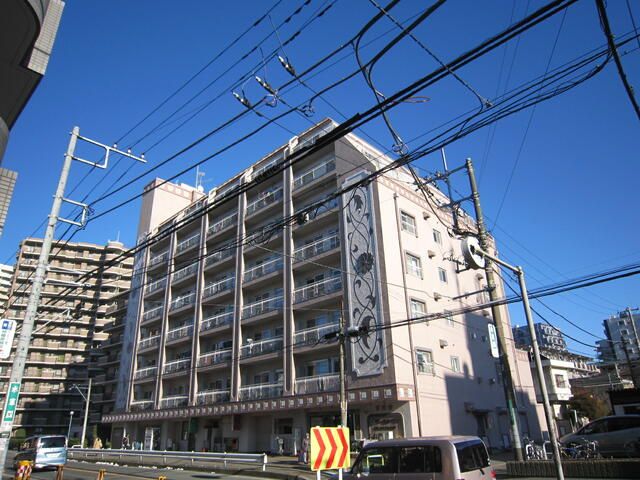 2DK Apartment for Rent Near Odakyu-Sagamihara Station in Zama - Thumbnail 2