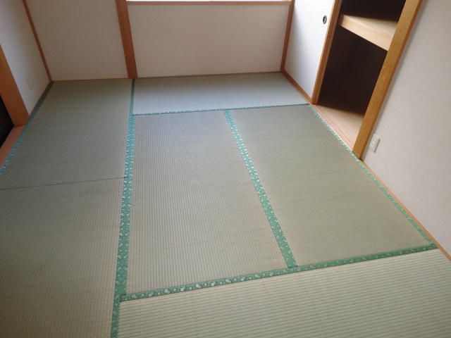 Maison Sakuma 2LDK House for Rent in Minami-Alps City - Thumbnail 2