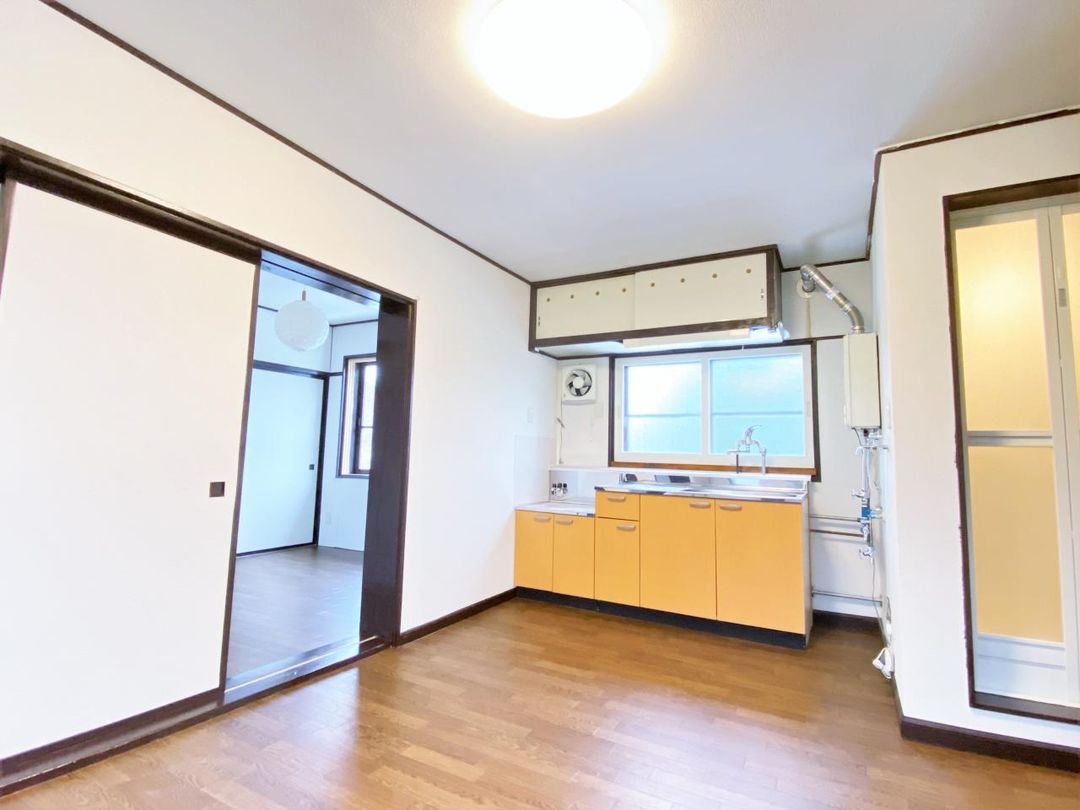 3DK Apartment for Rent in Quiet Yubari, Hokkaido - 51 sqm - Thumbnail 3