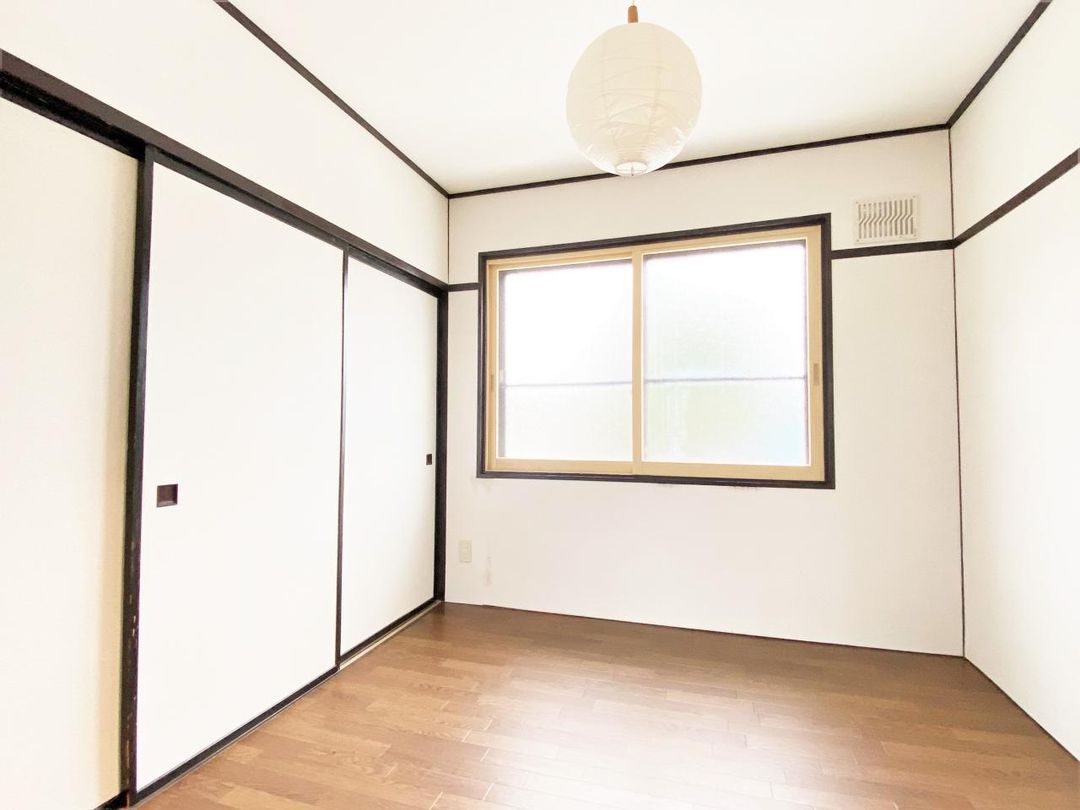 3DK Apartment for Rent in Quiet Yubari, Hokkaido - 51 sqm - Thumbnail 2