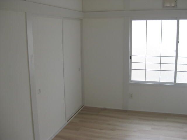3LDK House in Sapporo's Toyohira Ward with Garden and Parking - Image 22