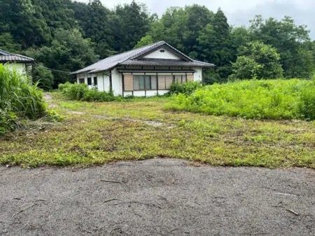 Two Single-Story Houses for Renovation in Nasu, Tochigi - Thumbnail 3