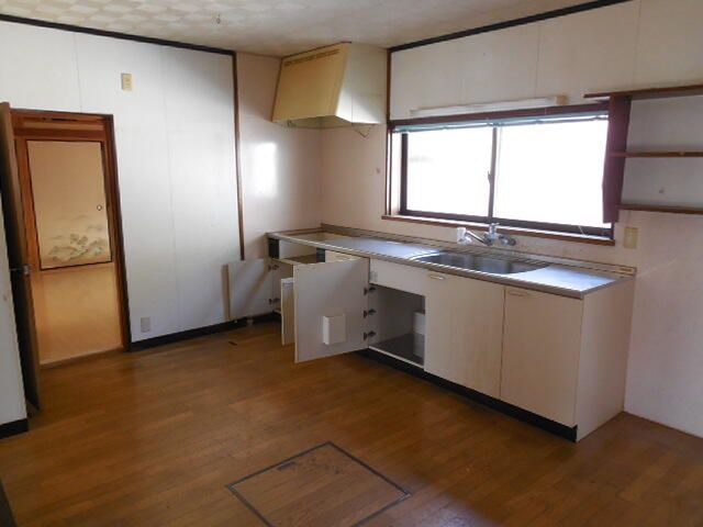 6DK House for Sale on 248㎡ Land in Masuda, Shimane - Thumbnail 3