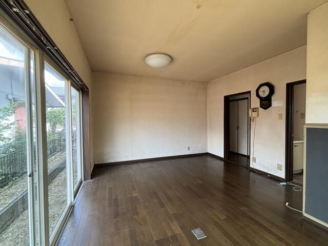 5LDK Detached House for Sale in Koka, Shiga with Parking - Thumbnail 3