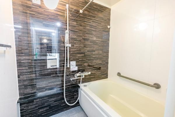 2DK Apartment for Sale in Ichikawa, Chiba – 52.08 sqm - Thumbnail 4