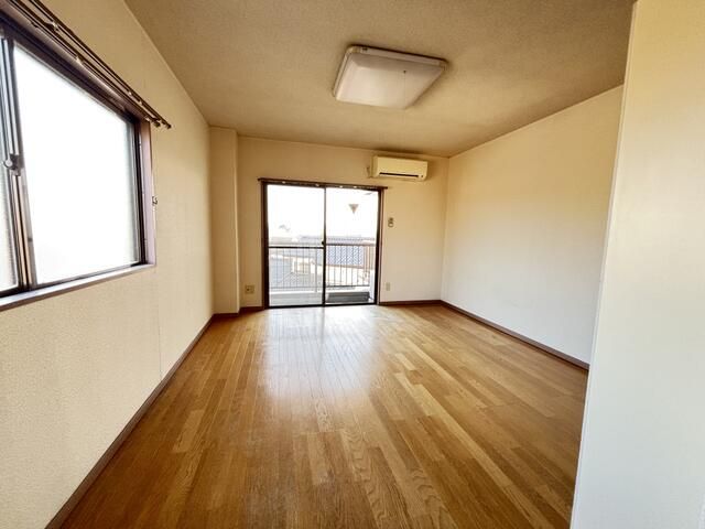1K Apartment for Rent in Utsunomiya, Tochigi - 27.26 sqm - Thumbnail 2