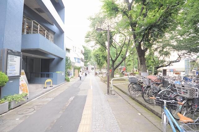 La Tour Koishikawa Commercial Space for Rent in Bunkyo, Tokyo - Thumbnail 3