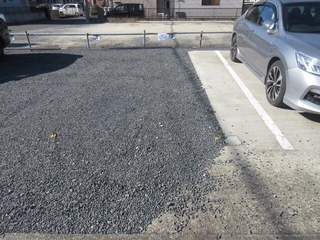 Rental Parking Space in Kasama, Ibaraki - 4,000 Yen/Month - Thumbnail 2