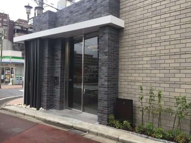 Modern 1K Apartment for Rent near Kashiwa Station, Chiba - Thumbnail 2