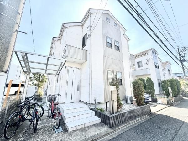 4LDK Used House for Sale in Setagaya-ku, Tokyo - 95.22 sqm - Thumbnail 2