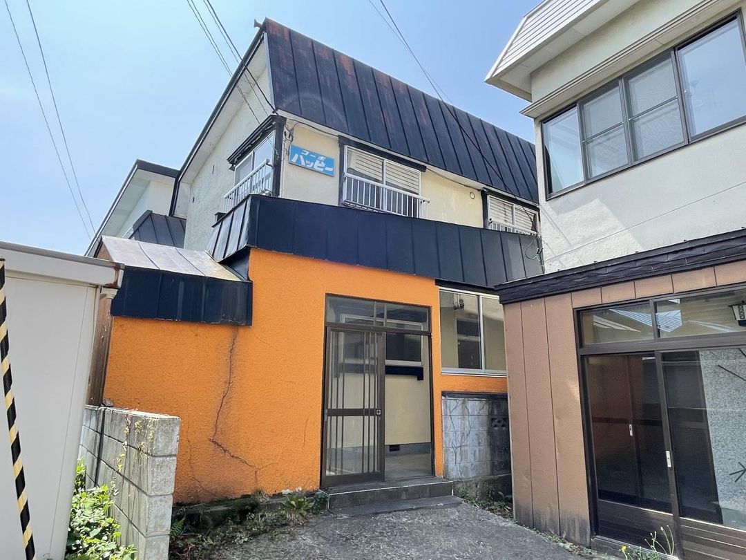 1980 Apartment Building for Sale in Aomori City, Aomori - Thumbnail 2