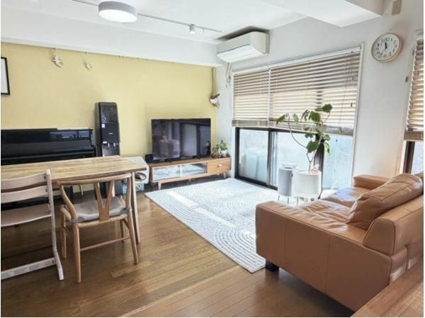 Castiglio Kunitachi 1SLDK Condo for Sale in Tokyo - Thumbnail 2