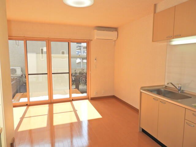 Fine Nishiaraya 2DK Maisonette for Rent in Toyama - Thumbnail 3