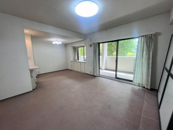 3LDK Used Apartment in Chiba City for 13 Million Yen - Thumbnail 2
