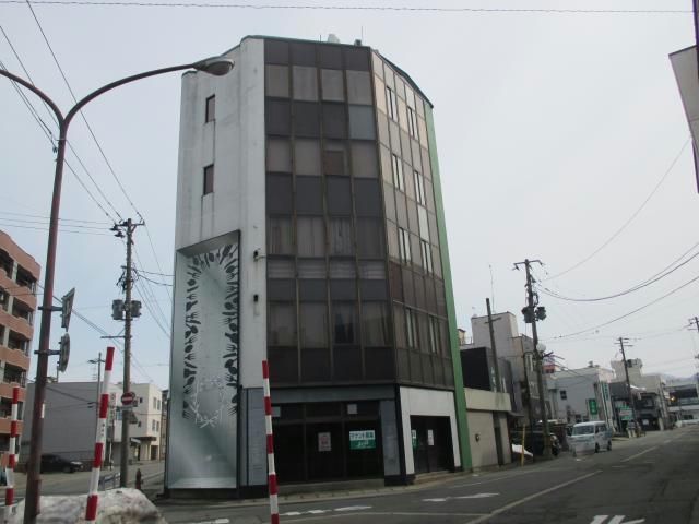Restaurant-Suitable Commercial Space for Rent in Shinjō, Yamagata - Thumbnail 2