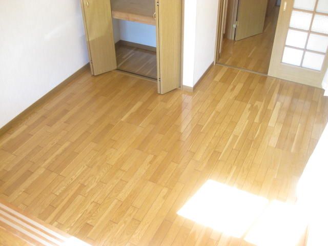 1K Apartment for Rent in Tamamura, Gunma - 21.71 sqm - Thumbnail 2