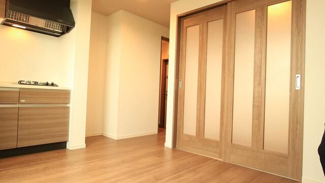 Rent 1LDK Apartment in Saitama, Near Higashi-omiya Station - Thumbnail 3