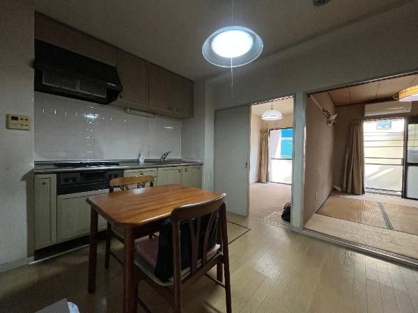 3DK Apartment for Sale Near Hiratsuka Station, Kanagawa - Thumbnail 3