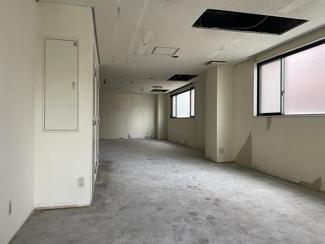 91 sqm Commercial Shop Space for Rent in Kokubunji, Tokyo - Thumbnail 4