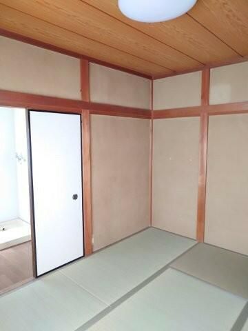 3K Wooden House for Rent in Sumida, Tokyo - 49.68 sqm - Thumbnail 4
