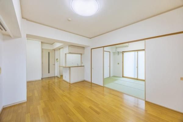 3LDK Apartment for Sale in Atsugi, Kanagawa - Thumbnail 4