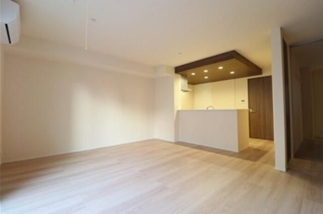 New 4LDK Apartment for Rent in Kawasaki, Kanagawa - Thumbnail 2