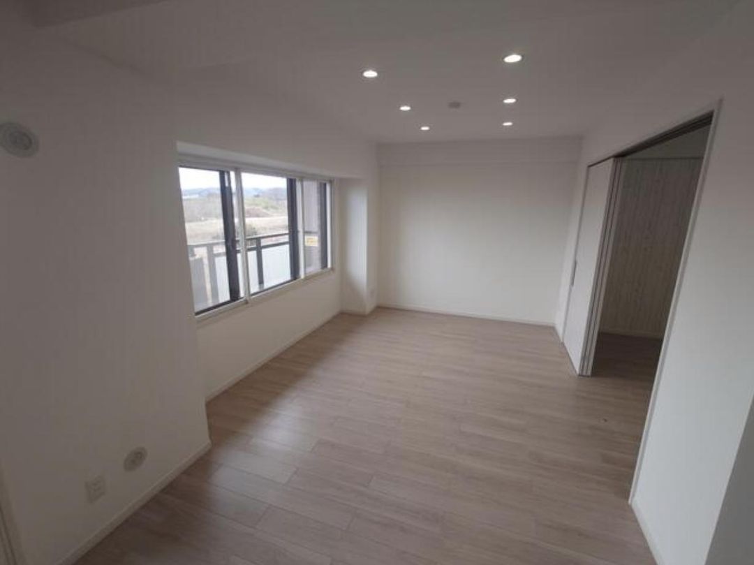 3LDK Apartment for Sale in Taihaku Ward, Sendai City - Thumbnail 2
