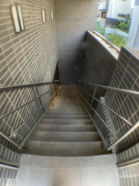 Shinjuku Commercial Space for Sale - Retail or Restaurant Use - Thumbnail 2