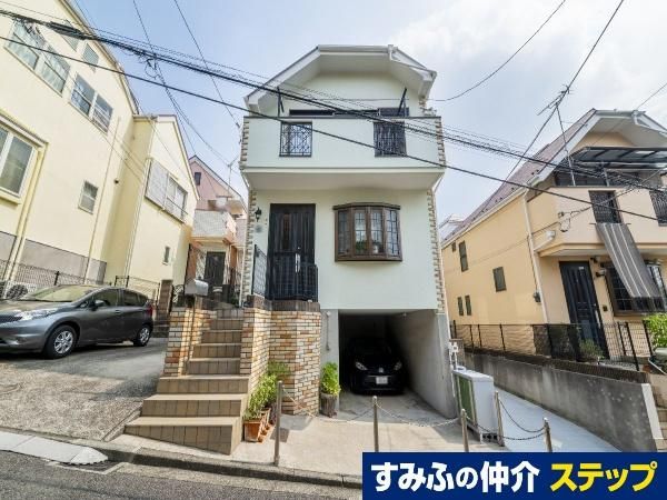 1994 3LDK House for Sale in Yokohama's Tsurumi Ward - Thumbnail 2