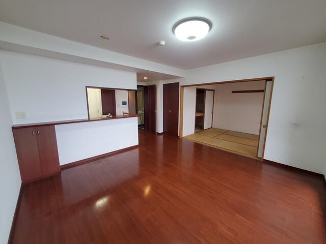 3LDK Used Apartment in Koriyama, Fukushima - Thumbnail 2