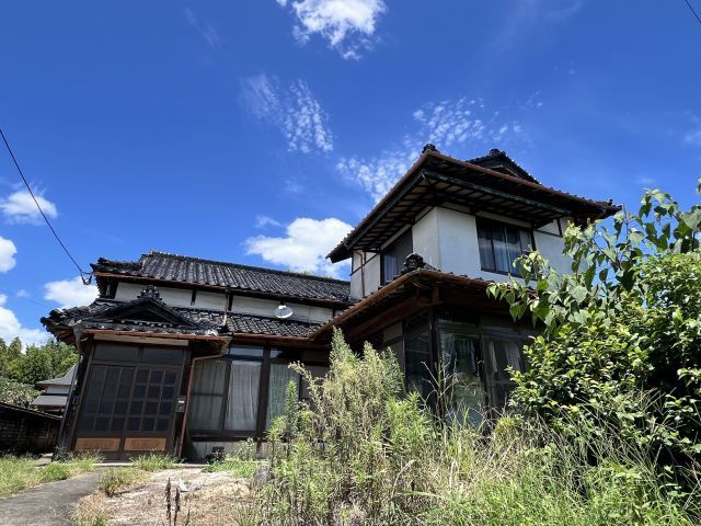 Two Houses with Field for Sale in Miyawaka, Fukuoka - 19.8M Yen - Image 7