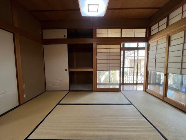 1989 6DK Wooden House for Sale in Himeji, Hyogo - 160 sqm - Main Image