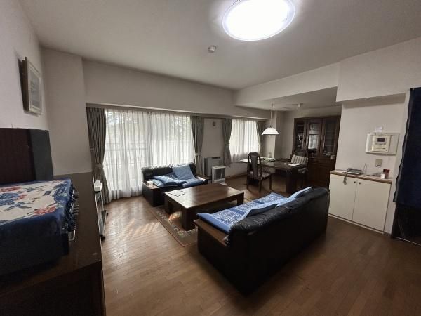4LDK Apartment near Shinrinkoen Station, Sapporo - 115.7 sqm - Thumbnail 2