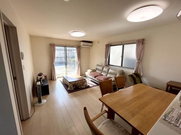 3LDK Detached House in Akishima, Tokyo - Thumbnail 2