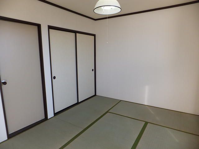 2DK Apartment for Rent in Kawaguchi, Saitama - Thumbnail 3