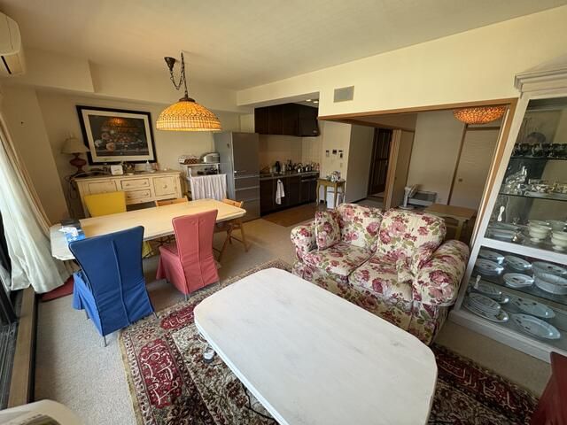 2LDK Condo with Pool & Tennis Court near Lake Yamanakako - Thumbnail 4